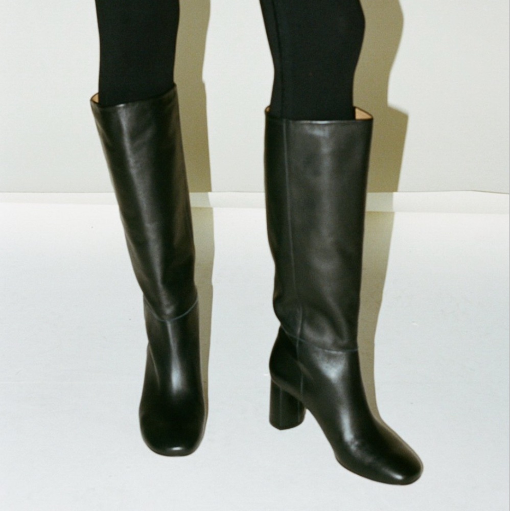 NWT LOQ Donna Boot in Black - Picture 5 of 13